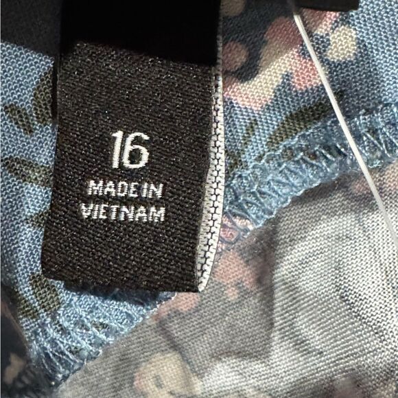 NEW Torrid Ruffle Sleeve Floral Print Mini Dress Women’s 16 - Picture 3 of 5